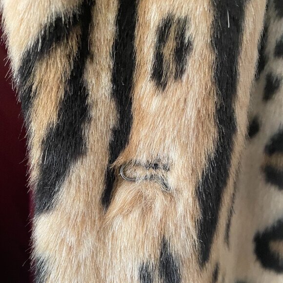 Apparis Faux Fur Leopard Coat - Picture 12 of 16